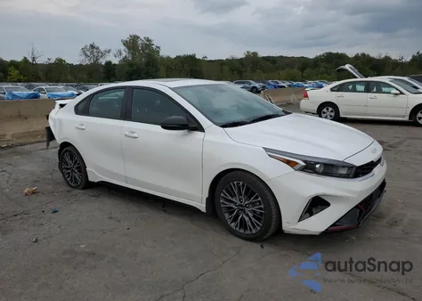 2023 Kia Forte Gt Line z USA, uszkodzony, nr VIN 3KPF54AD3PE539959